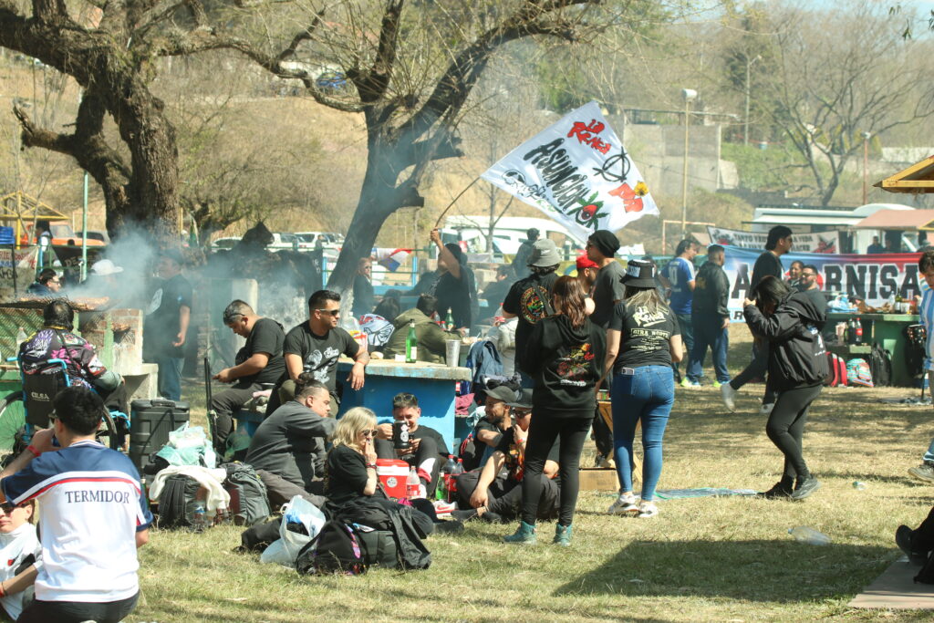 La familia renguera se reunió en Jujuy: La Previa Infernal fue una fiesta de rock y encuentro infomercial jujuy (2)