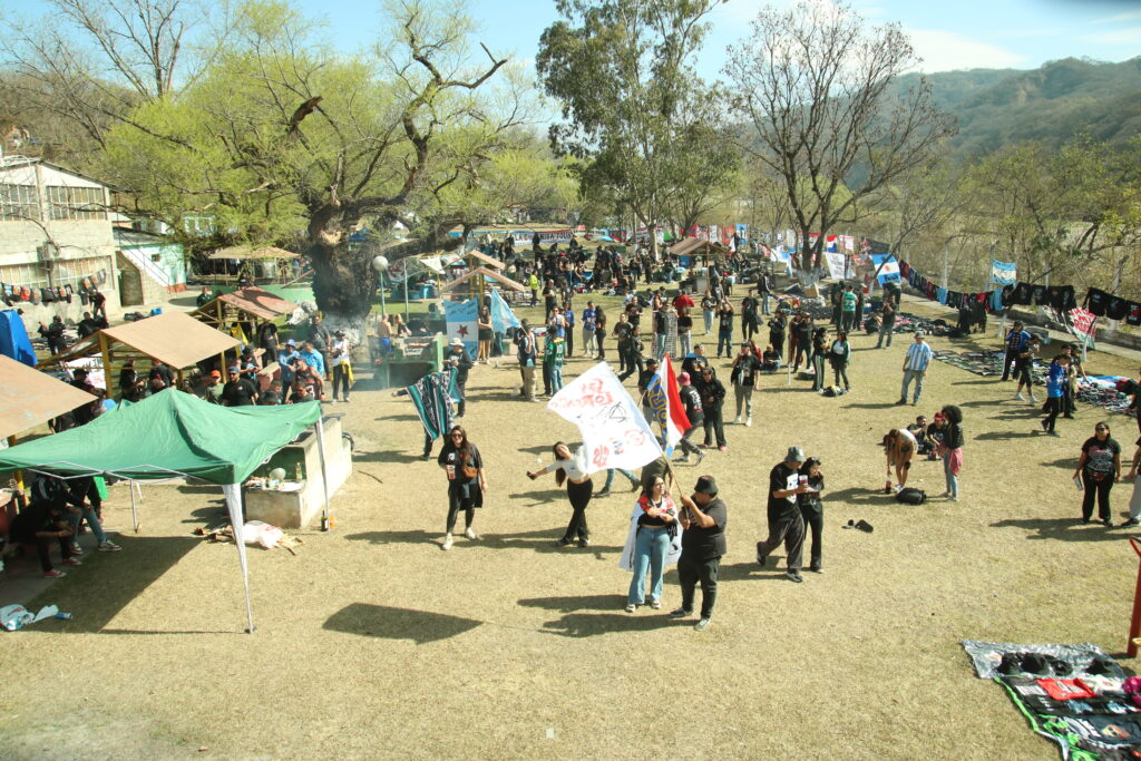 La familia renguera se reunió en Jujuy: La Previa Infernal fue una fiesta de rock y encuentro infomercial jujuy (4)